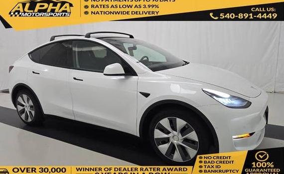 TESLA MODEL Y 2021 5YJYGDEE2MF083402 image